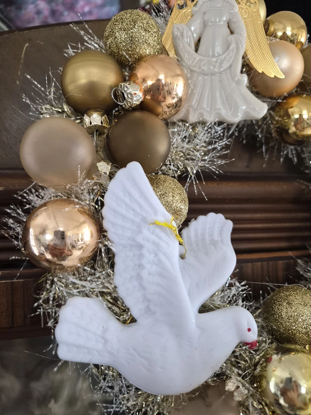 Handcraft Gold White Holiday Wreath Dove Angel Ornaments